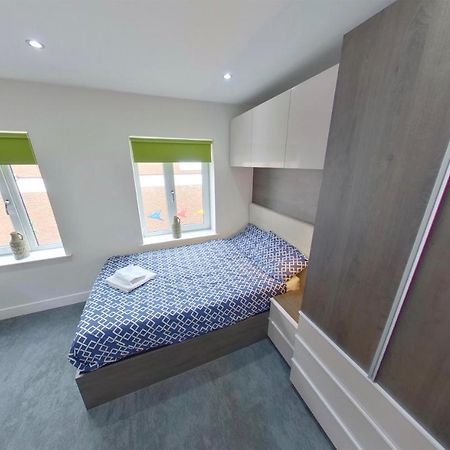 New House - Magnificent Studios In Coventry City Centre, Free Parking, By Covstays Buitenkant foto